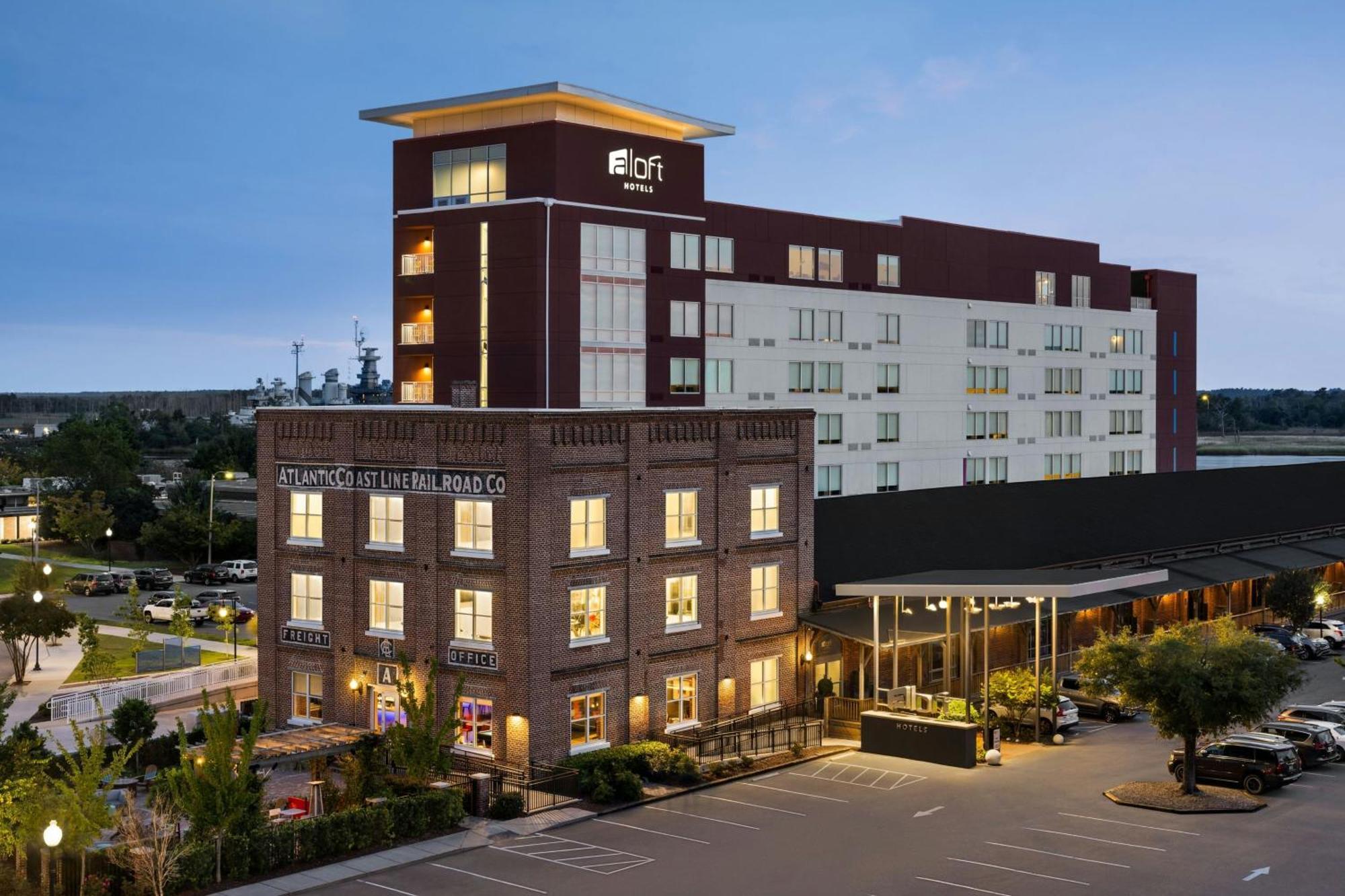 Hotel Aloft Wilmington At Coastline Center Esterno foto